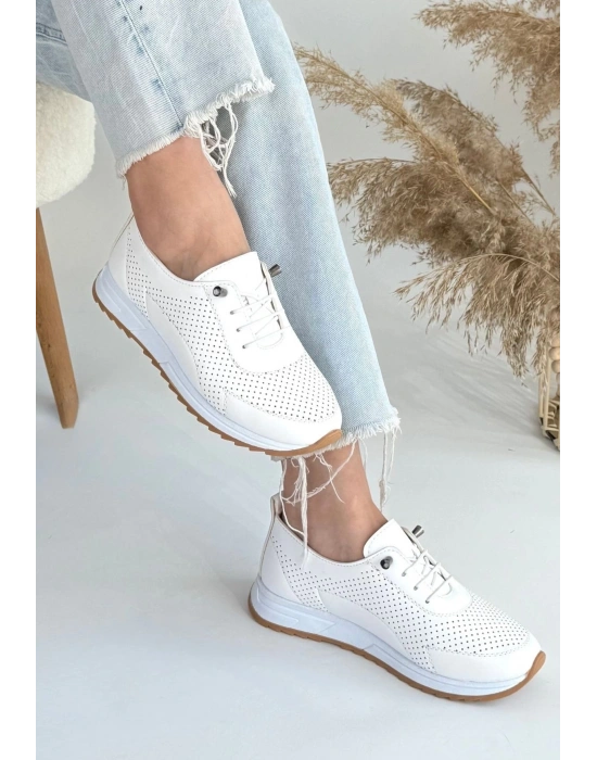 Tone Beyaz Cilt Bağcıklı Spor Ayakkabı