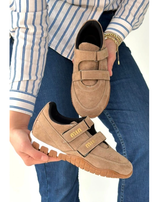 Tunga Bej Süet Cırt Cırtlı Spor Ayakkabı