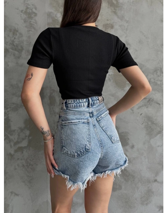 Üçlü kalp nakışlı bluz