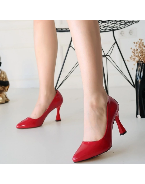 Ulba Kırmızı Rugan Stiletto Ayakkabı