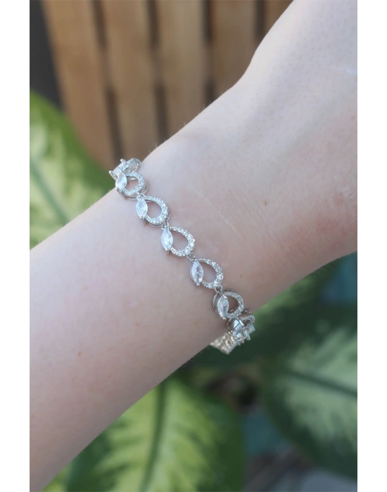 Vip Seri Pirinç Zirkon Taşlı Gümüş Renk Arpa Model Bileklik