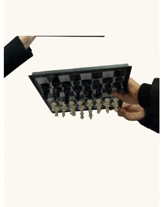 VRD10660 MIKNATISLI KATLANABİLİR SATRANÇ