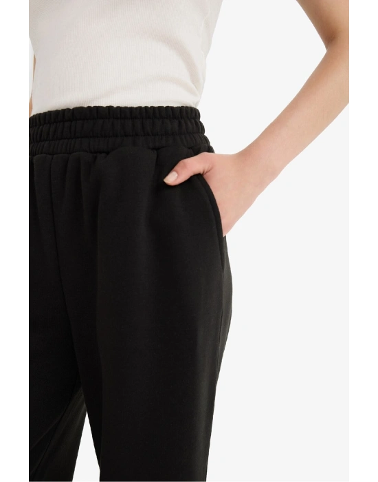 Wide Leg Beli Lastikli Bağcıklı Cepli Bol Paça Basic Düz Eşofman Altı B3345AX23WN