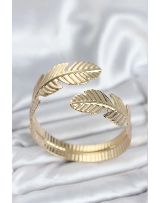 Yaprak Model Gold Renk Kadın Bileklik