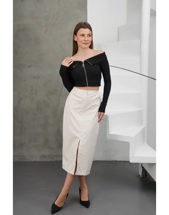 Yırtmaçlı uzun deri etek krem