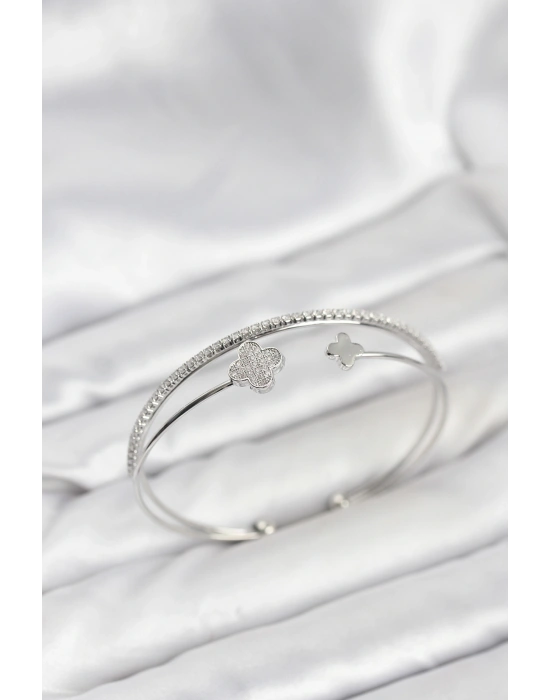 Yonca Model Pirinç Gümüş Renk Kadın Bileklik