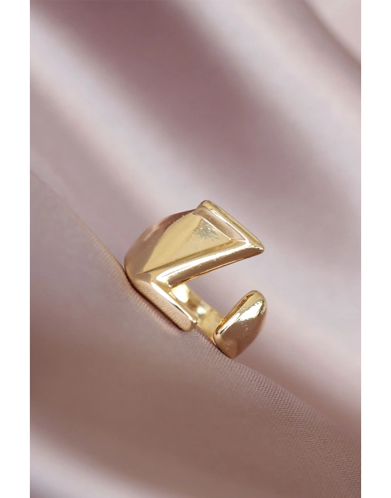 Z Harfli Altın Renk Ayarlamalı Metal Kadın Yüzük