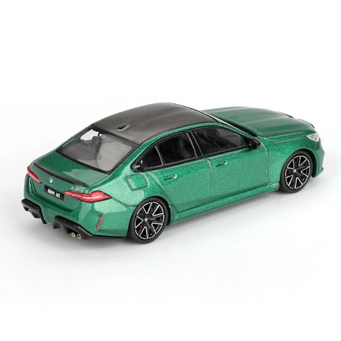 1/64 BMW M5 (G90) Isle of Man Green Metallic
