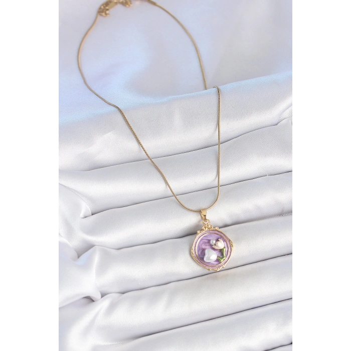 316L Çelik Gold Renk Zincir Mor Mineli İncili Çiçek İşlemeli Portre Model Kadın Kolye