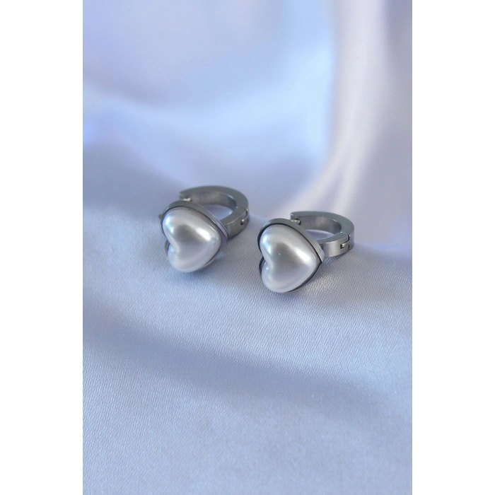 316L Çelik Gümüş Renk İncili Kalp Model Kadın Küpe