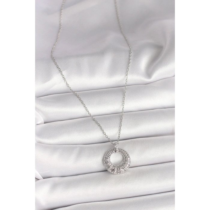 316L Çelik Gümüş Renk Zincir Zirkon Taş İşlemeli Daire Model Kadın Kolye