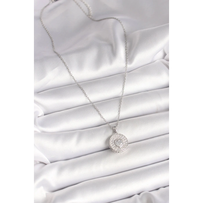 316L Çelik Gümüş Renk Zincir Zirkon Taşlı Kalp İşlemeli Madalyon Model Kadın Kolye