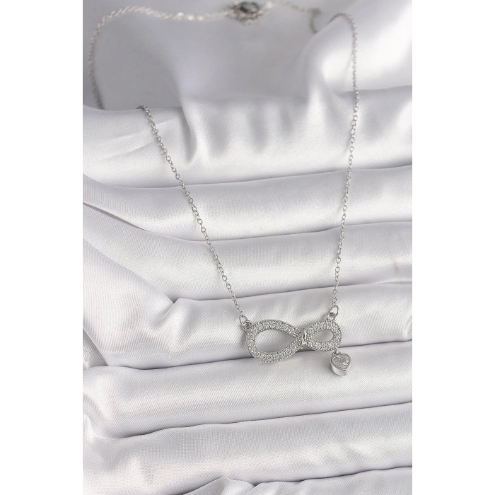 316L Çelik Gümüş Renk Zincir Zirkon Taşlı Sonsuzluk Model Taşlı Kalp Detay Kadın Kolye