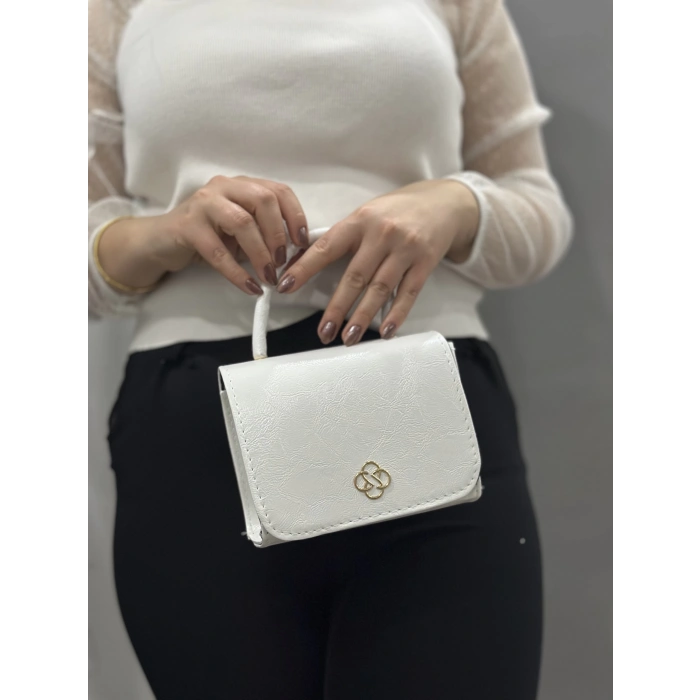 Beyaz cilt krash çanta