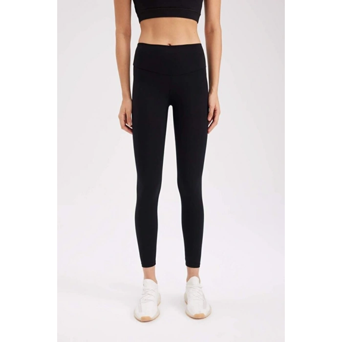 DefactoFit Siyah Yüksek Bel Toparlayıcı Beli Saran Sporcu Tayt B0920AX24SP