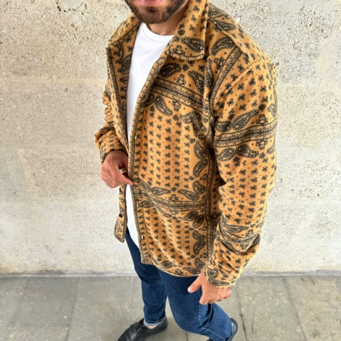 ERKEK DESENLİ DÜĞMELİ POLAR GÖMLEK – HARDAL PAİSLEY DESEN YAKALI, UZUN KOLLU, OVERSİZE RAHAT KALIP - SARI