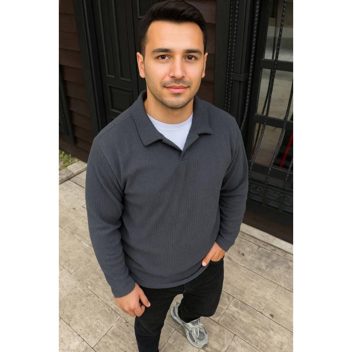 Erkek Fitilli Polar Sweatshirt – Düğmesiz Polo Yaka, Oversize Rahat Kalıp, Kalın Polar Kumaş, Kışlık ve Baharlık Şık Günlük Üst - Füme