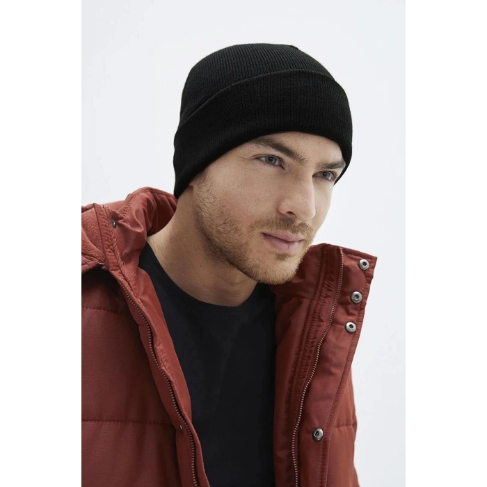 ERKEK KATLAMALI BASİC BERE - SİYAH