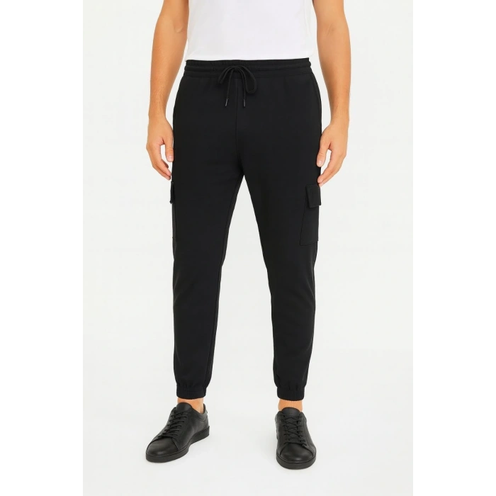 Erkek Siyah Jogger Eşofman Altı Rahat Kalıp, Kargo Cepli, Lastikli Paça, Günlük Spor Pantolon - Siyah