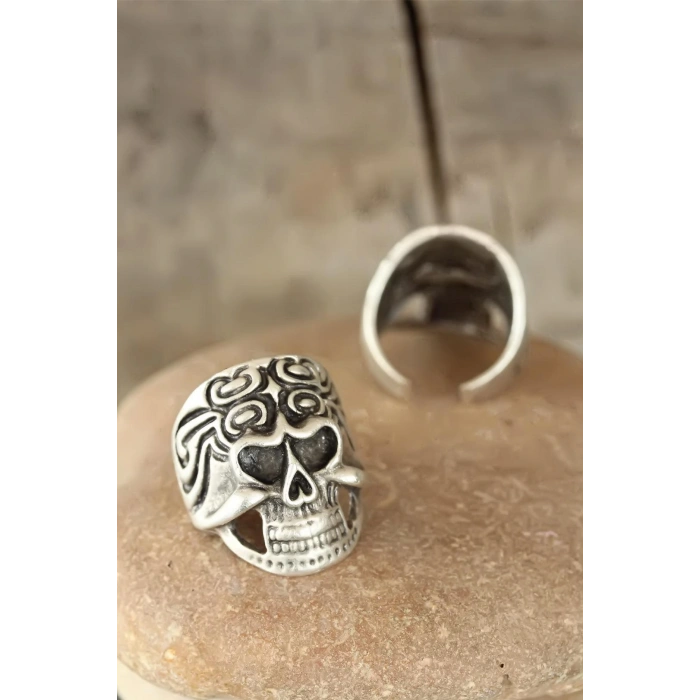 Eskitme Gümüş Renk Kuru Kafalı Erkek Ayarlamalı Yüzük