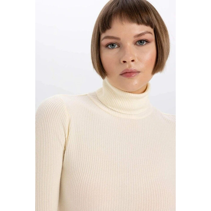 Fitted Balıkçı Yaka Basic Düz Triko Kazak