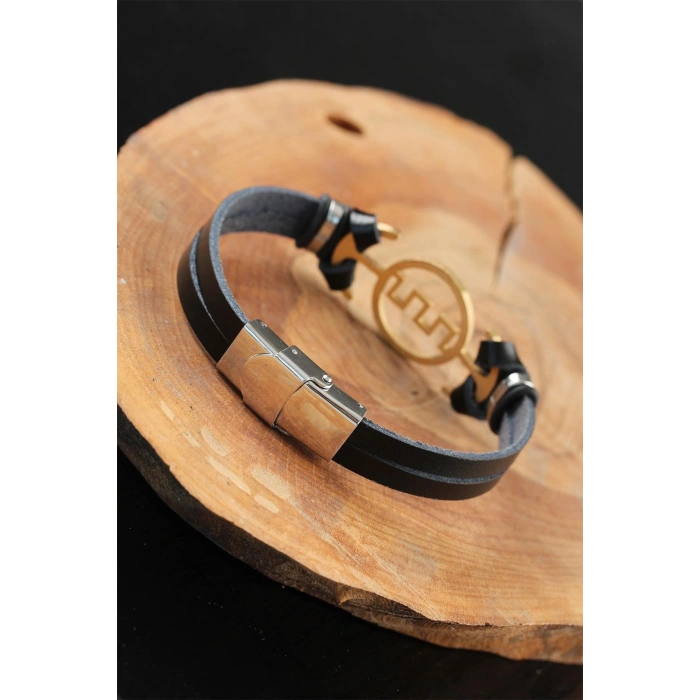 Gold Renk Metal Labirent Tasarım Siyah Renk Deri Erkek Bileklik