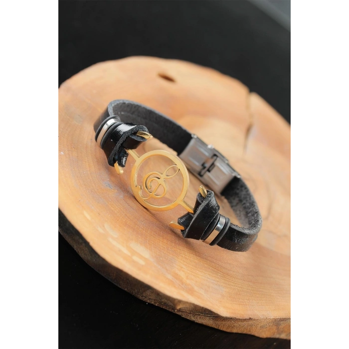 Gold Renk Metal Sol Anahtarlı Tasarım Siyah Renk Deri Erkek Bileklik