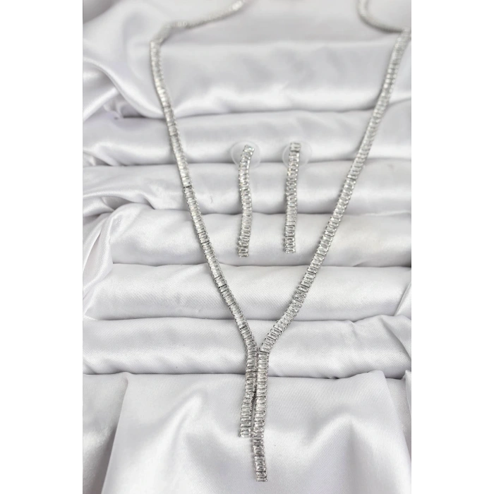 Gümüş Renk Baget Zirkon Taşlı Kadın Kolye Küpe Set