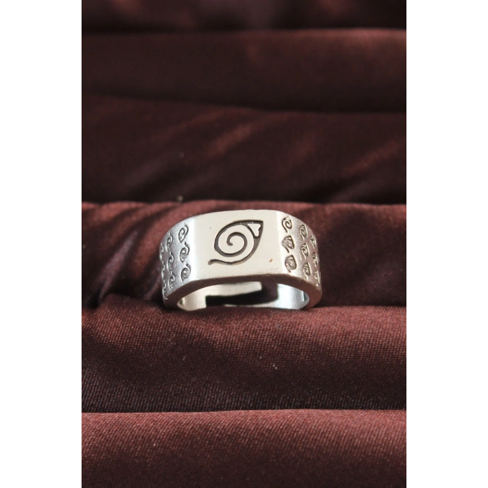 Gümüş Renk Motifli Ayarlamalı Erkek Yüzük