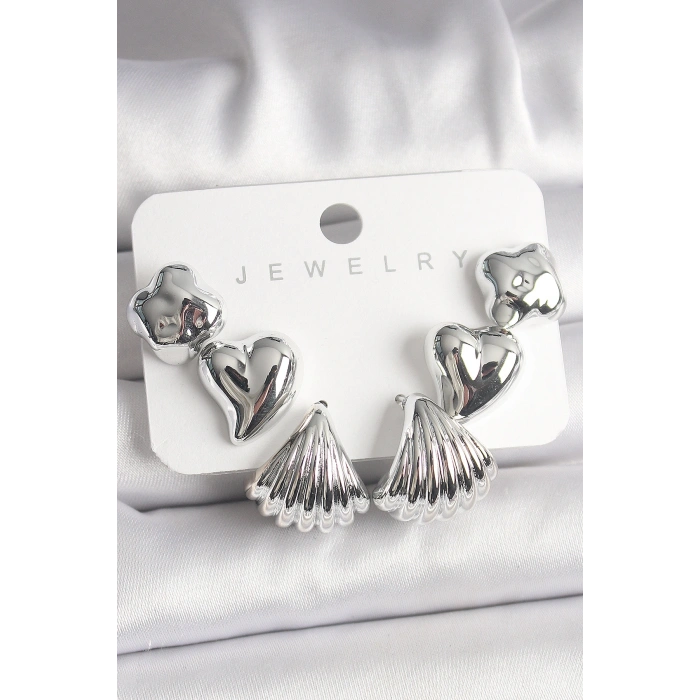 Gümüş Renk Yonca Kalp Deniz Kabuğu Figür CCB Kadın Küpe Seti