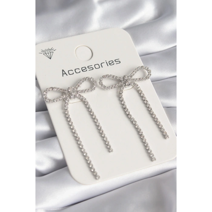 Gümüş Renk Zirkon Taşlı Fiyonk Model Kadın Küpe