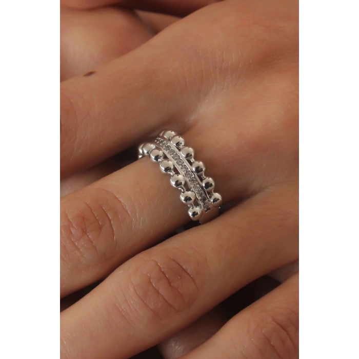 Gümüş Renk Zirkon Taşlı Kadın Yüzük