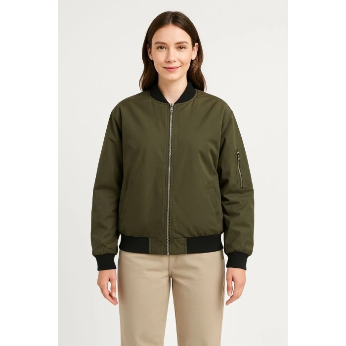 Kadın Bomber Mont Ceket – Fermuarlı, Kapitone İçi Astarlı, Su İtici Kumaş, Regular Fit, Yandan Cepli, Günlük Bahar & Kış Şık Rahat Stil - Haki