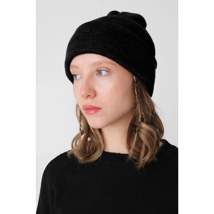 KADIN KATLAMALI BASİC BERE - SİYAH