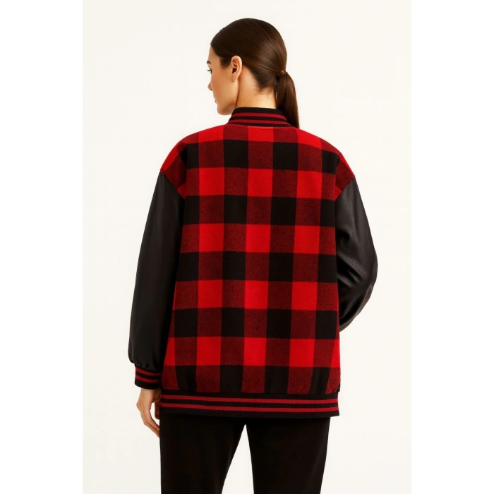 KADIN KOLEJ CEKET – KARELİ ODUNCU KUMAŞ, KOLLARI SUNİ DERİ, FERMUARLI, İÇİ KAPİTONE ASTARLI, NAKIŞLI OVERSİZE BAHAR & KIŞ STİL - BORDO