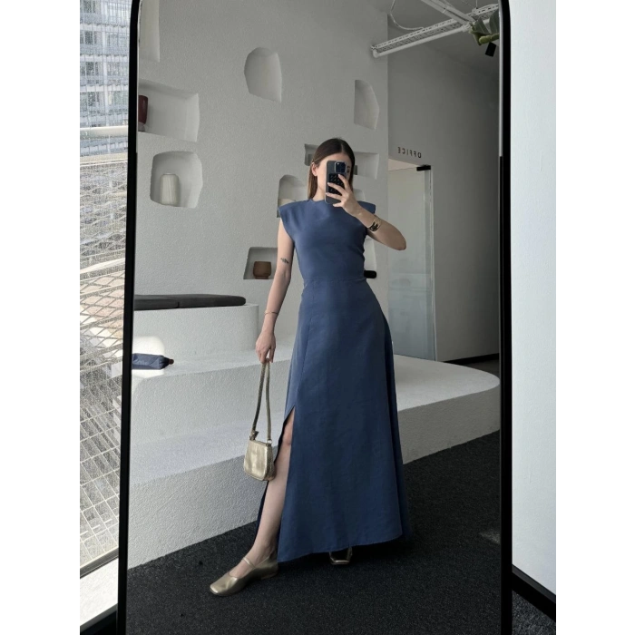 KETEN YANDAN YIRTMAÇLI UZUN ELBİSE SIFIR KOL ELBİSE - MAVİ