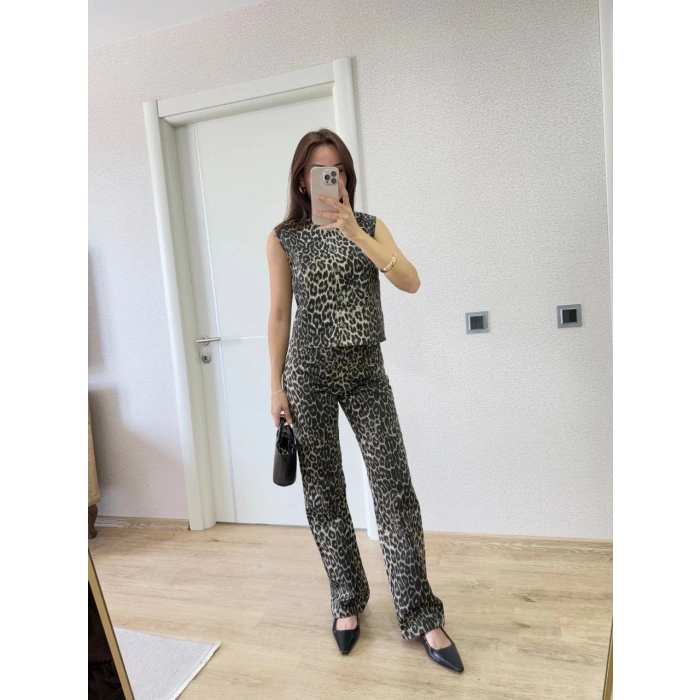 LEOPAR DESENLİ DÜĞMELİ BLUZLU PANTOLON İKİLİ TAKIM -LEOPAR