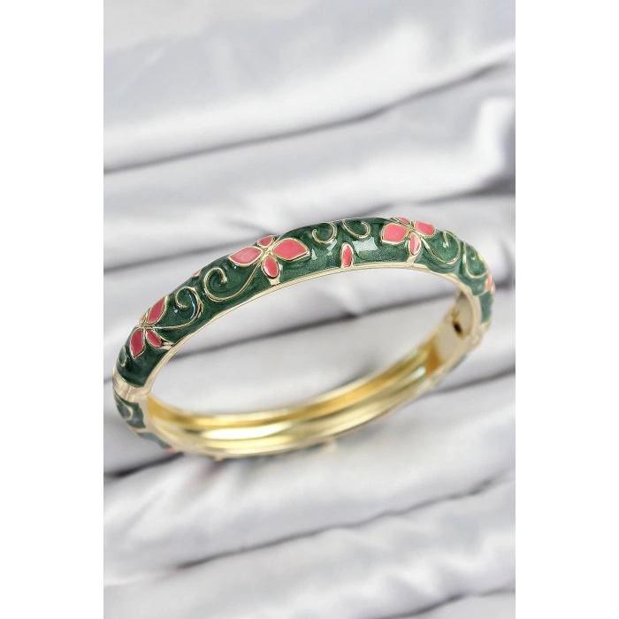 Mineli Pirinç Yeşil Çiçek Motifli Gold Kadın Kelepçe