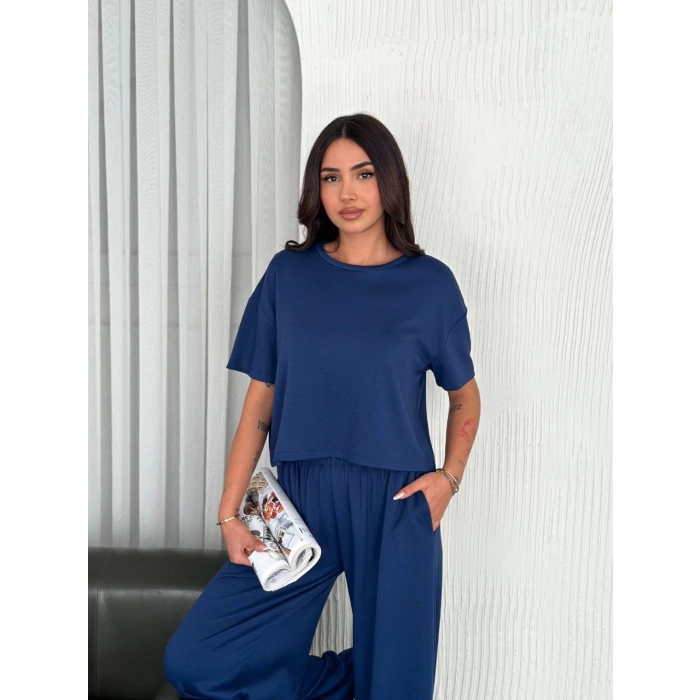 OSY MODAL YUMUŞAK DOKULU KUMAŞ BİSİKLET YAKA T-SHİRT BOL PAÇA PANTALON İKİLİ TAKIM -SAKS MAVİ
