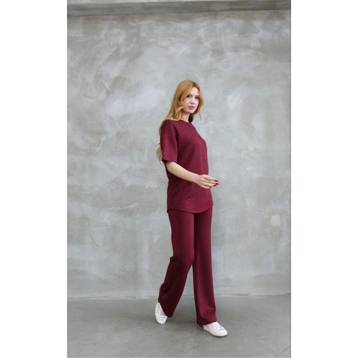 OSY MODAL YUMUŞAK DOKULU KUMAŞ BİSİKLET YAKA TAŞ DETAYLI KISA KOLLU TAKIM - BORDO