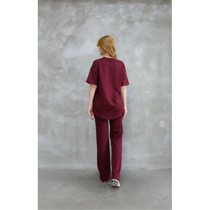 OSY MODAL YUMUŞAK DOKULU KUMAŞ BİSİKLET YAKA TAŞ DETAYLI KISA KOLLU TAKIM - BORDO