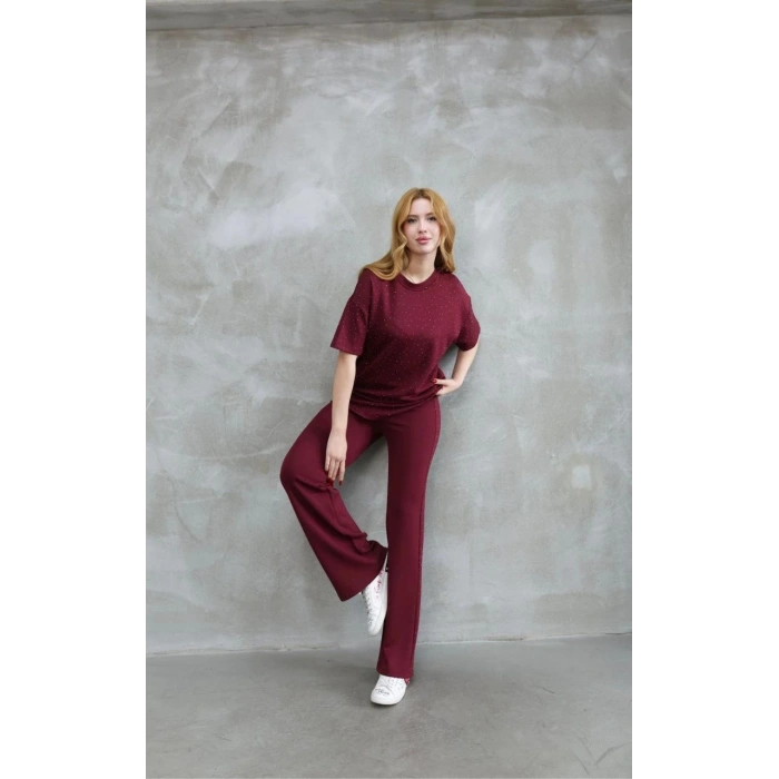 OSY MODAL YUMUŞAK DOKULU KUMAŞ BİSİKLET YAKA TAŞ DETAYLI KISA KOLLU TAKIM - BORDO