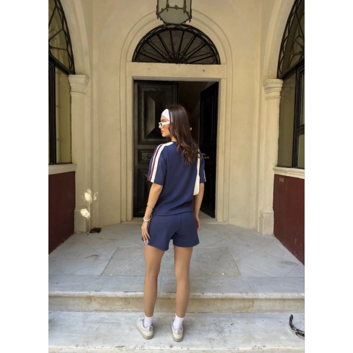 OSY MODAL YUMUŞAK DOKULU KUMAŞ KADIN PARÇALI BİSİKLET YAKA T-SHİRT MİNİ ŞORTLU ETEK İKİLİ TAKIM -LACİVERT