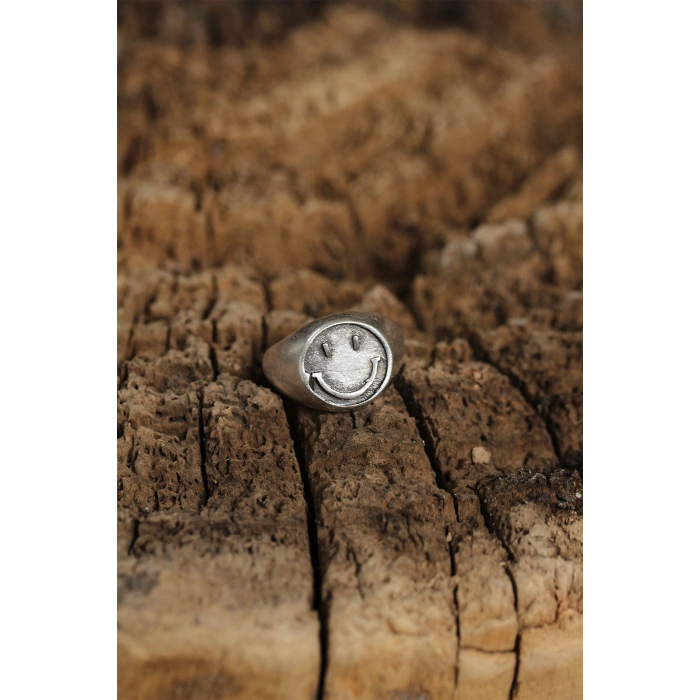 Otantik Emoji Tasarımlı Ayarlamalı Kadın Yüzük