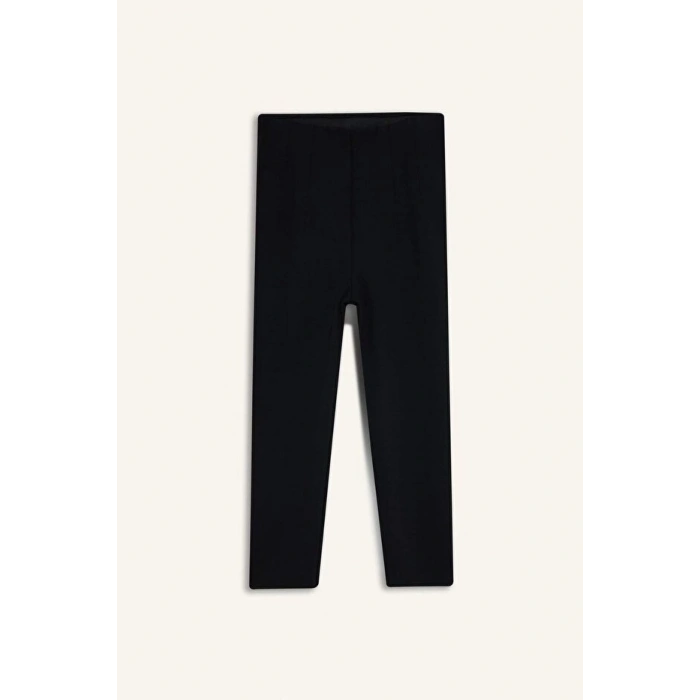 Pens Detaylı Kısa Tayt