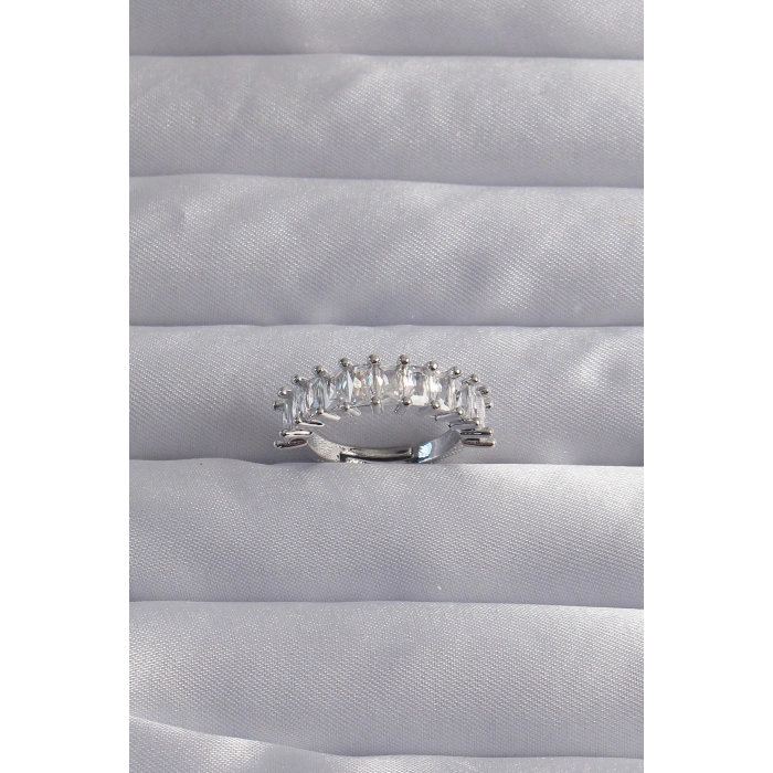 Pirinç Ayarlamalı Gümüş Renk Baget Taşlı Su Yolu Yüzük