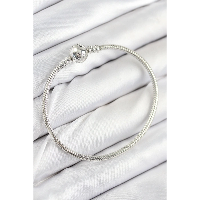 Pirinç Charm Topcuk Model Gümüş Renk Kadın Bileklik