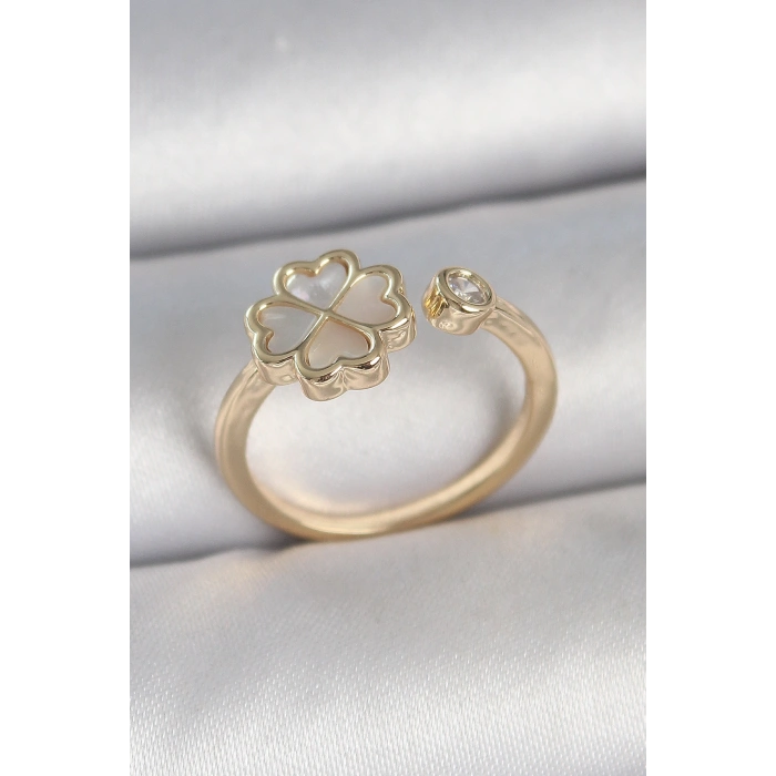 Pirinç Gold Renk Beyaz Mineli Yonca Model Zirkon Taş Detay Ayarlanabilir Kadın Yüzük