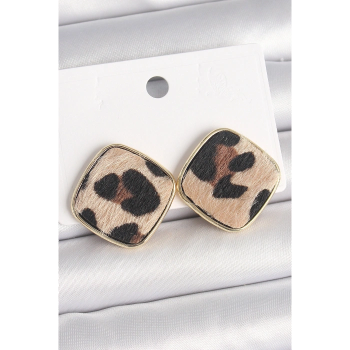 Pirinç Gold Renk Kare Leopar Model Kadın Küpe