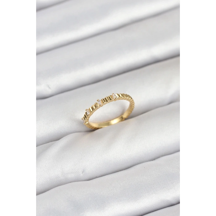 Pirinç Gold Renk Lazer Kesim Kadın Yüzük